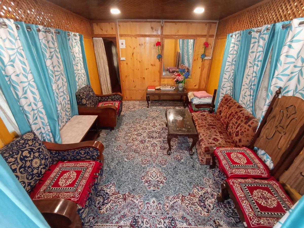Hotel Hb Nancy Group Of Houseboats Srīnagar Exterior foto