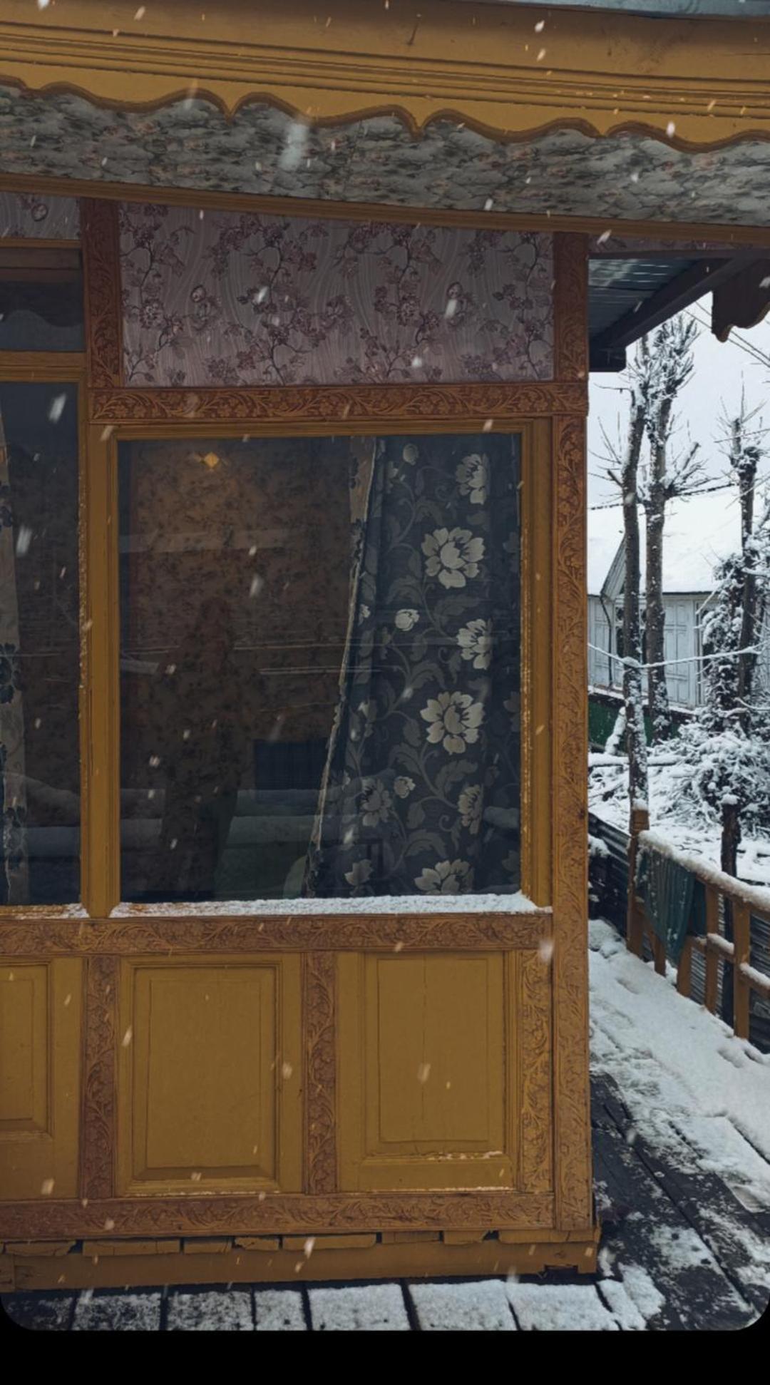 Hotel Hb Nancy Group Of Houseboats Srīnagar Exterior foto